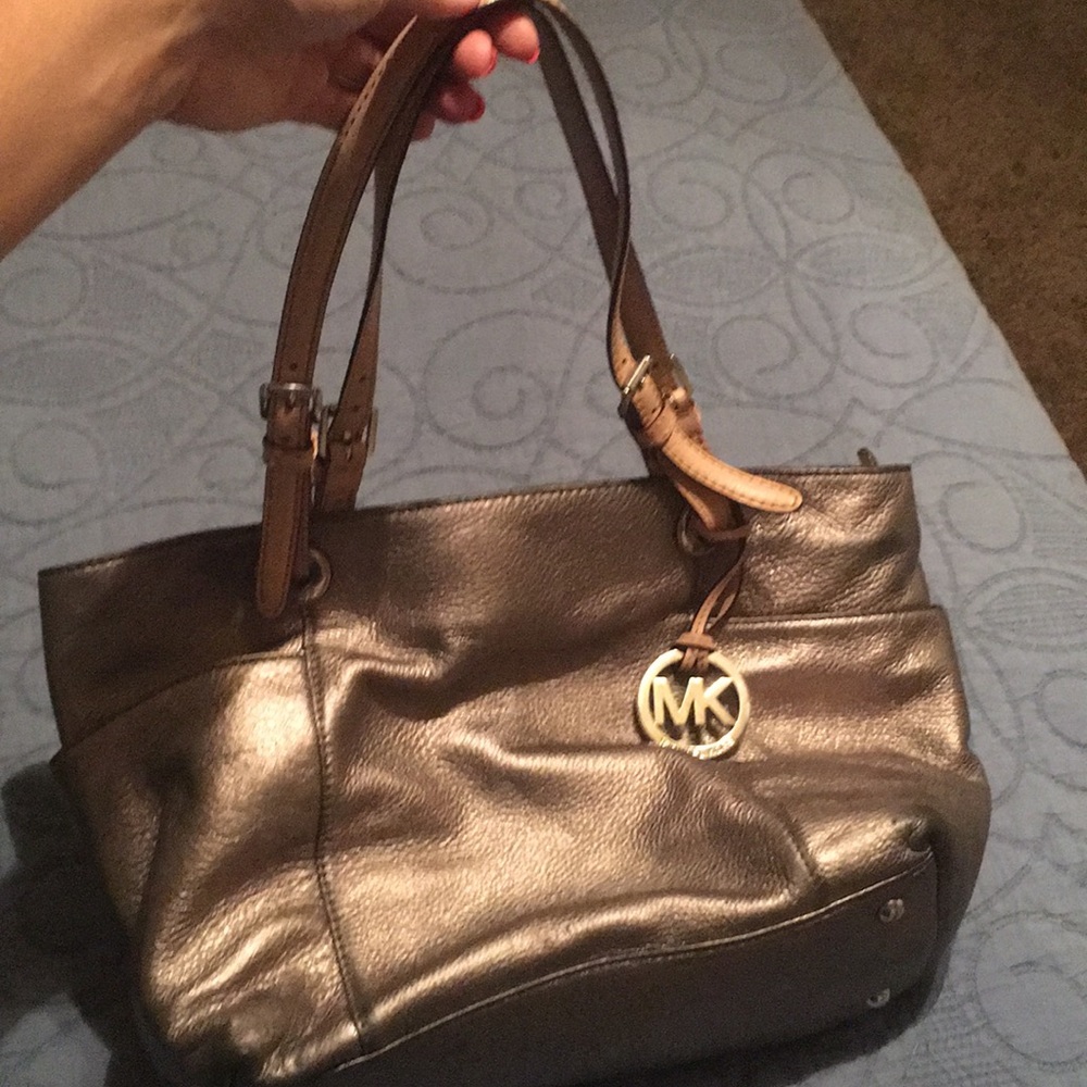 Michael Kors silver/gray purse
